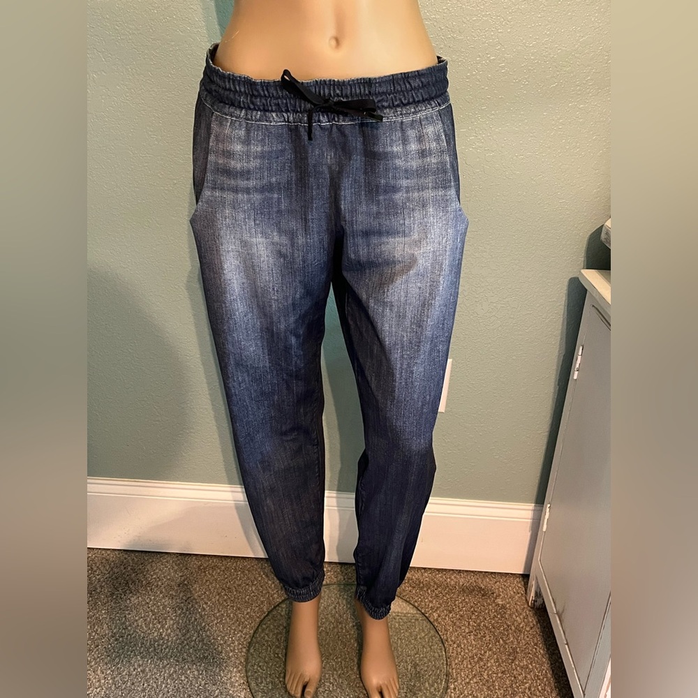 LUCY Indigo Do Everything Light Blue Denim Print Jogger